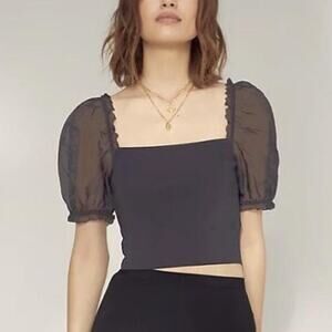 Aritzia Wilfred Stanza Ribbed Puff Sleeve Top in Mauve Size S